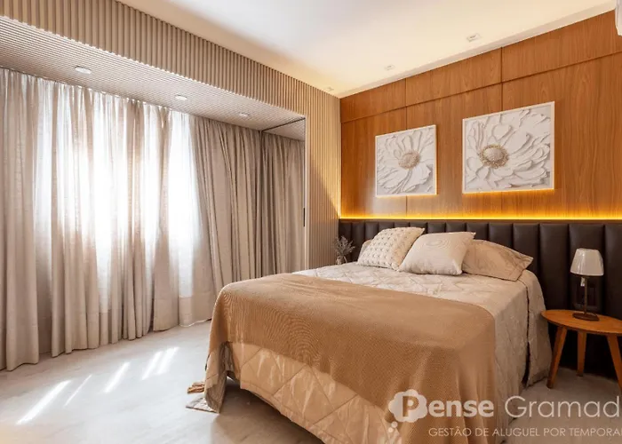 Apartamento 2 Suites - 650M Da Rua Coberta