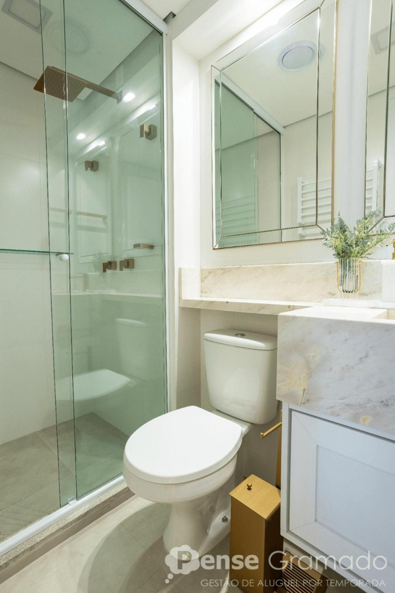 2 - 650m Da Rua Coberta Apartment