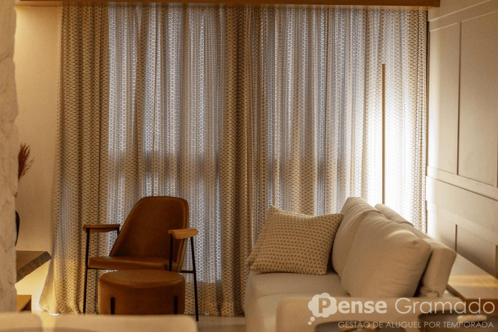 2 - 650m Da Rua Coberta Apartment
